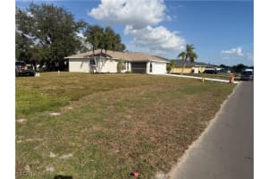 907 17th Terrace, Cape Coral, FL 33909 - MLS#2025025808