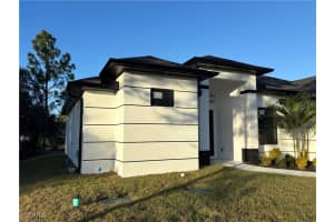 507 7TH Street, Lehigh Acres, FL 33972 - MLS#2025025831