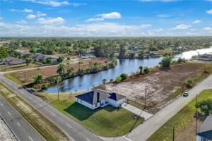 1910 42nd Terrace, Cape Coral, FL 33909 - MLS#2025025883