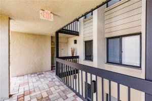 4210 Steamboat Bend, Fort Myers, FL 33919 - MLS#2025025909