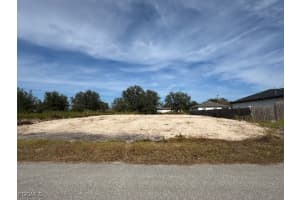 2610 58th Street, Lehigh Acres, FL 33971 - MLS#2025025917