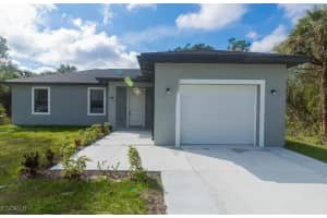 1048 Jay Court, Labelle, FL 33935 - MLS#2025025966