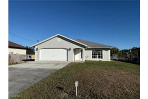 3761 39th Ave Ne, Naples