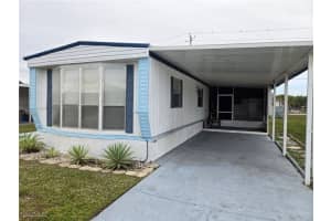 266 Poinsettia Dr, Fort Myers