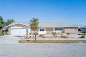 4556 Vinewood Circle, North Fort Myers, FL 33903 - MLS#2025026115