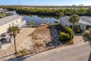 17781 Bryan Court, Fort Myers Beach, FL 33931 Sold 02/06/26