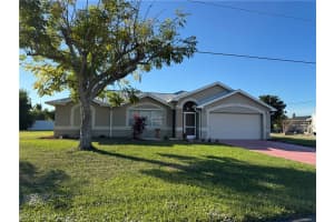 210 Plainfield St, Lehigh Acres