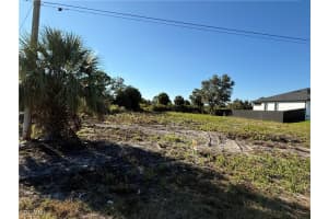 926 Bell Boulevard, Lehigh Acres, FL 33974 - MLS#2025026216