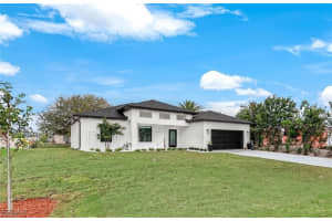 2212 5th Place, Cape Coral, FL 33909 - MLS#2025026220