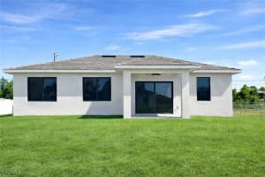 3903 11th Street, Lehigh Acres, FL 33976 - MLS#2025026312