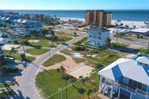 548 Carlos Circle, Fort Myers Beach, FL 33931 - MLS#2025026313