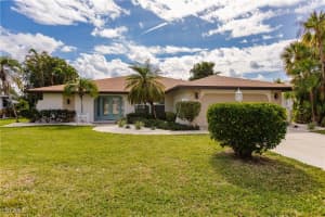 1424 Windsor Court, Cape Coral, FL 33904 - MLS#2025026432
