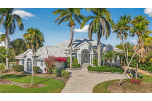 9008 Mockingbird Dr, Sanibel
