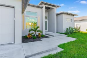 512 35th Place, Cape Coral, FL 33993 - MLS#2026000017