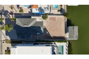 453 Palermo Circle, Fort Myers Beach, FL 33931 - MLS#2026000048