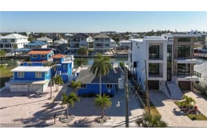 453 Palermo Circle, Fort Myers Beach, FL 33931 - MLS#2026000048