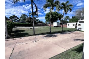 614 6th Avenue Circle, Immokalee, FL 34142 - MLS#2026000188