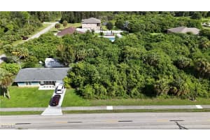104 6th Street, Lehigh Acres, FL 33972 Sold 03/12/26