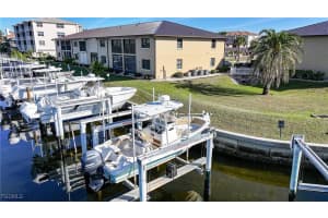 240 Lewis Circle, Punta Gorda, FL 33950 - MLS#2026000238