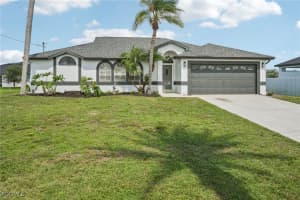 479 2nd Place, Cape Coral, FL 33909 - MLS#2026000248