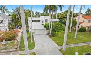 1215 Caloosa Dr, Fort Myers