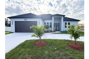 916 Nicholas Parkway, Cape Coral, FL 33991 - MLS#2026000345