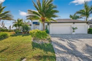 332 Sw 26th St, Cape Coral