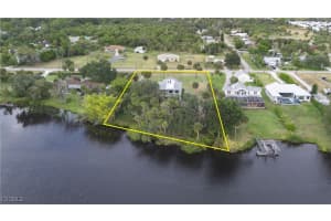 21810 Pearl Street, Alva, FL 33920 - MLS#2026000356