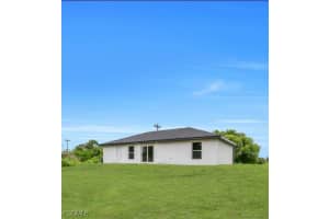 206 Pembroke Street, Lehigh Acres, FL 33974 - MLS#2026000400