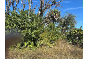 642 Kleinart Drive, Lehigh Acres, FL 33972 - MLS#2026000454