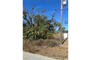 642 Kleinart Drive, Lehigh Acres, FL 33972 - MLS#2026000454