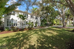 1229 Alhambra Drive, Fort Myers, FL 33901 - MLS#2026000638