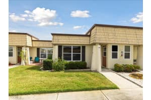 65 Fairbanks Ct, Fort Myers