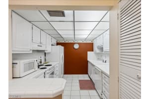 65 Fairbanks Court, Fort Myers, FL 33919 - MLS#2026000694