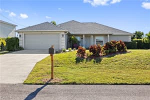 1914 Nw 15th St, Cape Coral