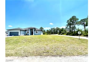 575 Summit Avenue, Lehigh Acres, FL 33974 - MLS#2026000891