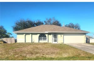 1822 Nw 8th Pl, Cape Coral