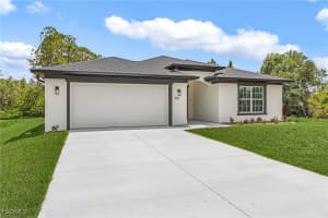 365 Woodburn Drive, Lehigh Acres, FL 33972 - MLS#2026000970
