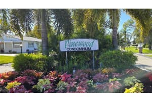 40 Heath Aster Lane, Lehigh Acres, FL 33936 - MLS#2026001005