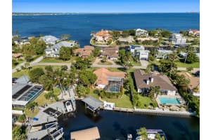 392 Snow Drive, Fort Myers, FL 33919 - MLS#2026001032