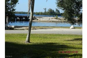 236 Lagoon Drive, Fort Myers, FL 33905 - MLS#2026001111