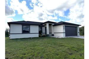 2713 25th Street, Lehigh Acres, FL 33976 - MLS#2026001130