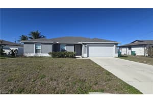 1106 Ne 13th Pl, Cape Coral