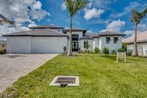 1732 40th Terrace, Cape Coral, FL 33904 - MLS#2026001245