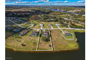 2070 Hickeys Creekside Drive, Alva, FL 33920 - MLS#2026001246