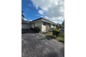 280 Lanchester Court, Naples, FL 34112 - MLS#2026001354