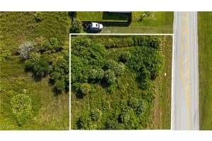 819 Milwaukee Boulevard, Lehigh Acres, FL 33974 - MLS#2026001362