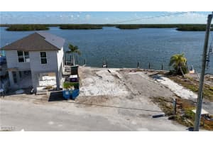 63 Emily Lane, Fort Myers Beach, FL 33931 - MLS#2026001438