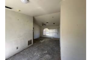 2816 Economy Street, Fort Myers, FL 33916 - MLS#2026001502