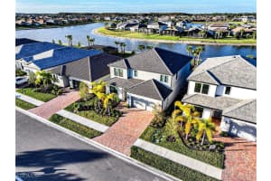 3744 Passion Vine Dr, Alva